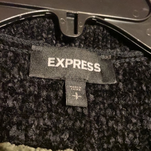 Sweater - Picture 2 of 2